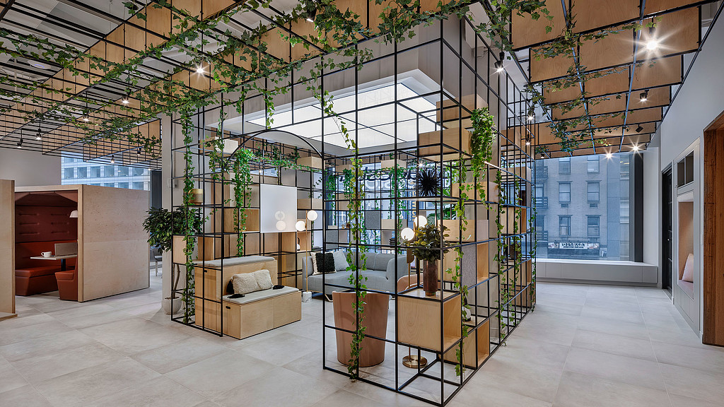 Retail & Luxury Environments